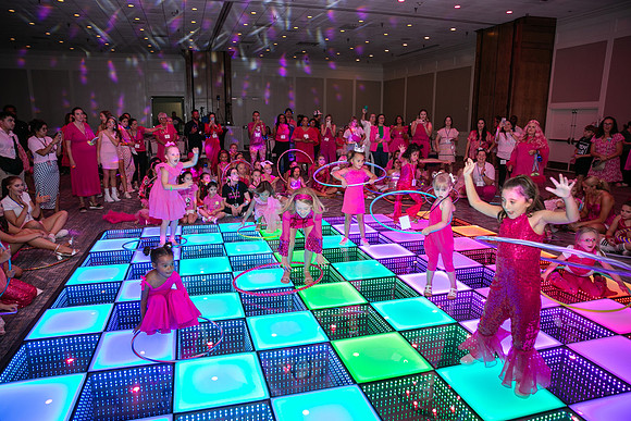 151silentdisco25