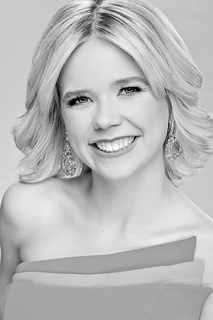 4x6 179macie25 finalbw