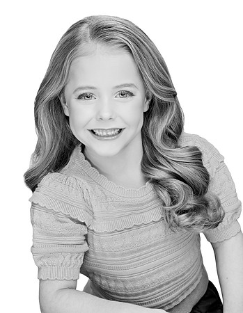 066scarlett26 final1bw