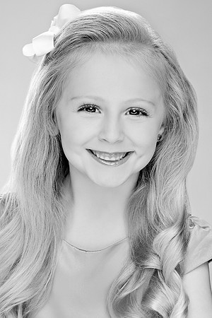 4x6 029chloe26 finalbw