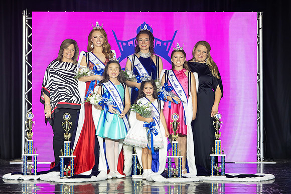 8x12 096formals la26 winners with directors