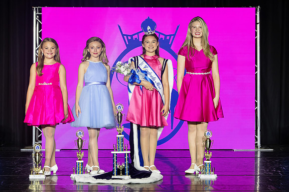 8x12 038formals la26 - miss top4