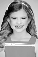 4x6 153skyla25 final3bw
