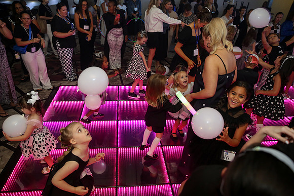 0062bwparty26