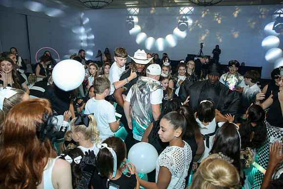 0107bwparty26