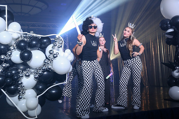 0036bwparty26
