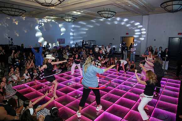 0438bwparty26