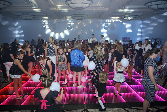 0102bwparty26