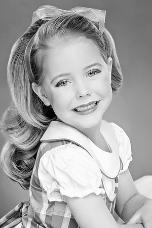 4x6 049scarlett24 revisedfinalbw