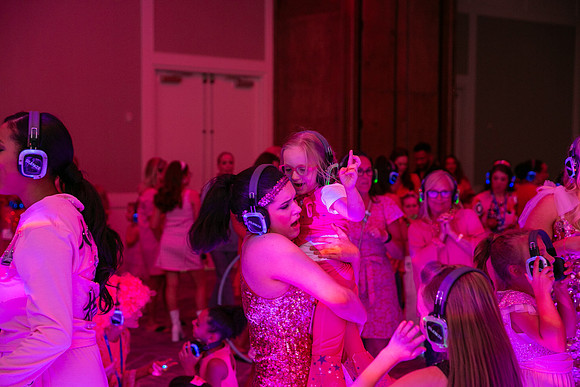 142silentdisco25
