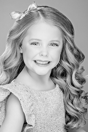 4x6 047scarlett25 finalbw