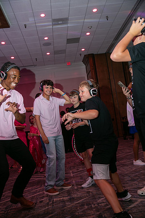 046silentdisco25