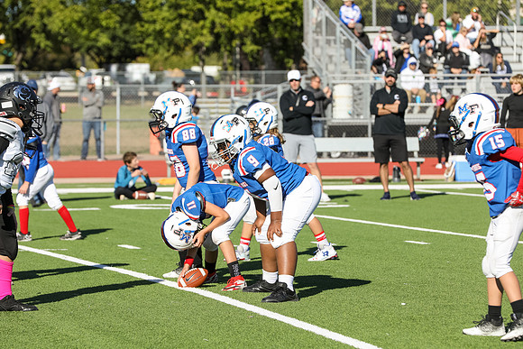 150mpblue wildcats1023