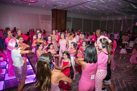 127silentdisco25