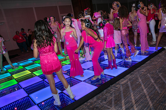 123silentdisco25