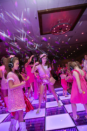 008silentdisco25