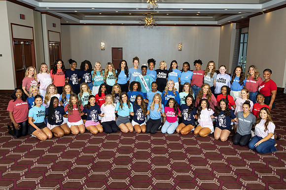 8x12 SS Miss contestants