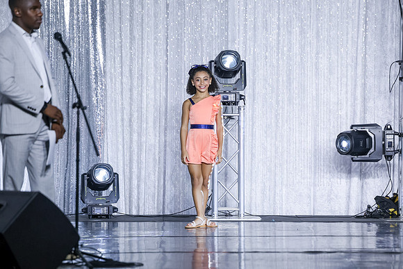 806cwear25