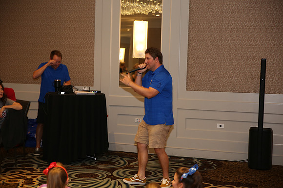 004txparty24