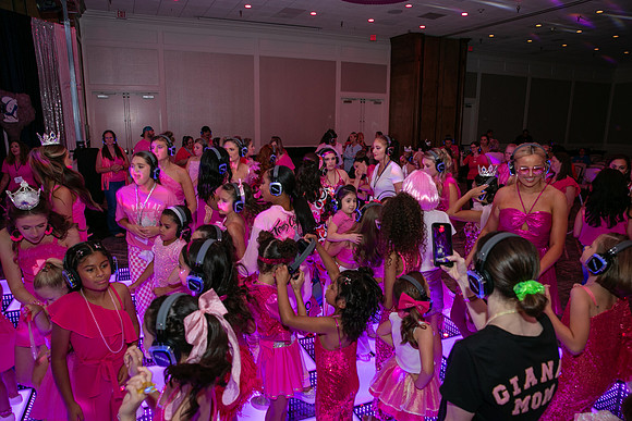 120silentdisco25