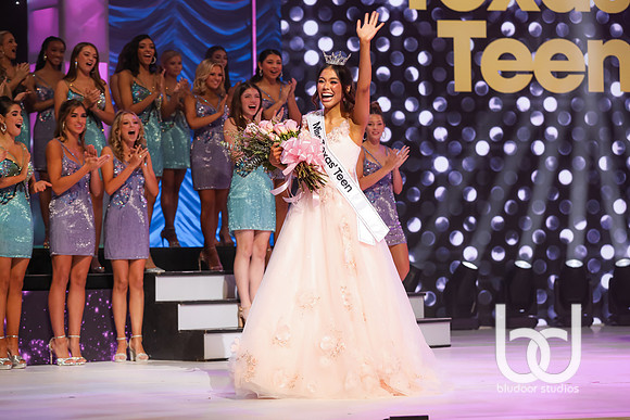 1694teencrowning25