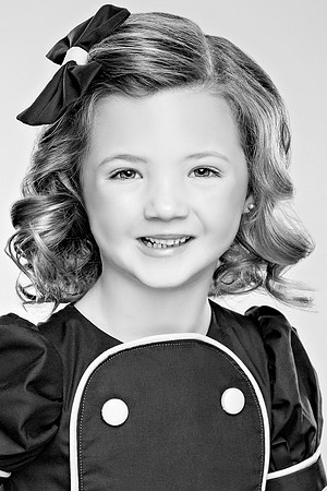 4x6 024macie24 finalbw